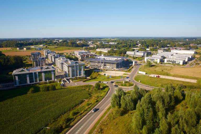 axis parc mont saint guibert logo